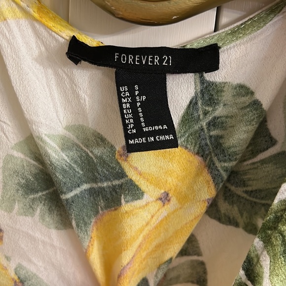 Forever 21 Dress 🍌 🏝️ 🍒 - Picture 5 of 7